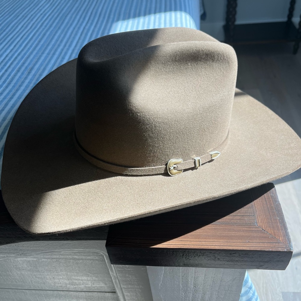 Resistol brown felt cowboy hat